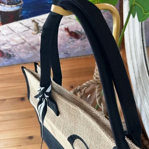 New Black and Tan Tote Bag with Monogram letter G - Picture 3 of 6